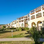 Lejlighed Le Belvedere - R4 125 By Interhome *