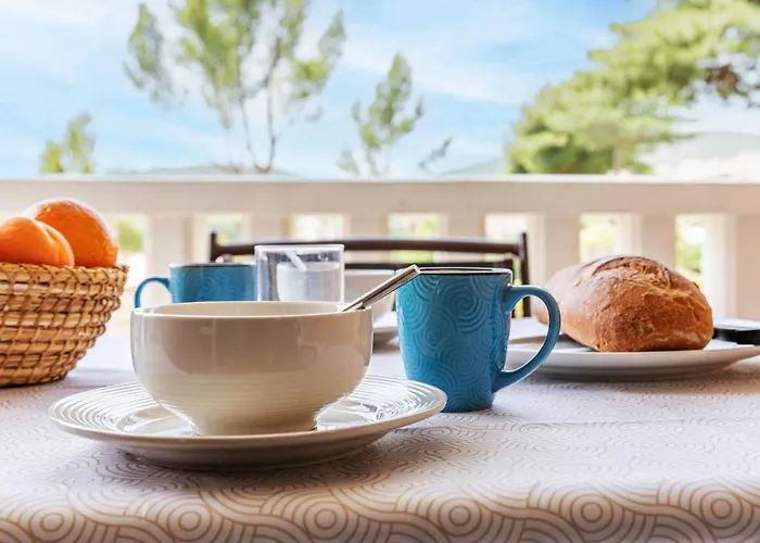 Apartment Le Belvedere - R4 125 By Interhome *