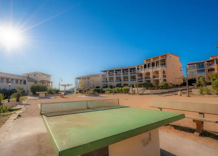 Apartment Le Belvedere - R4 125 By Interhome